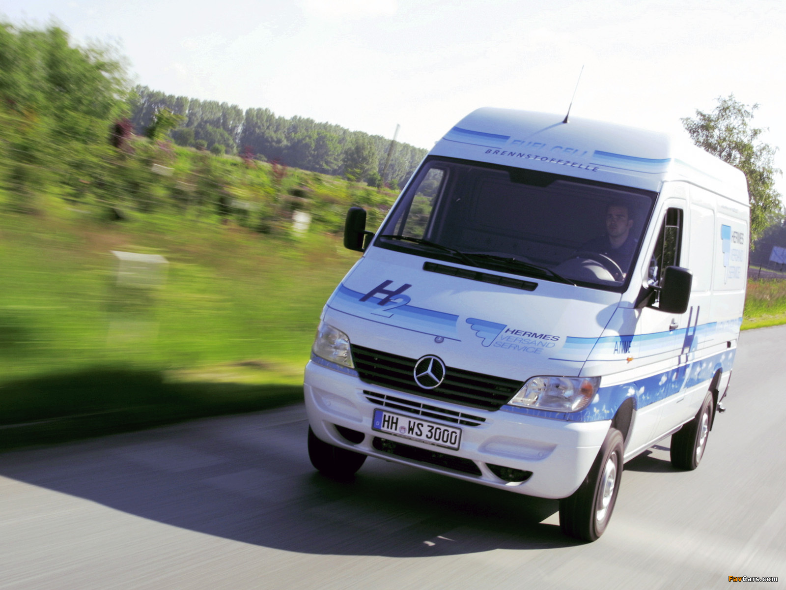 Mercedes-Benz Sprinter Fuel Cell Drive System Concept 2001 wallpapers (1600 x 1200)