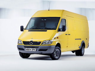 Mercedes-Benz Sprinter Van UK-spec 2002–06 wallpapers