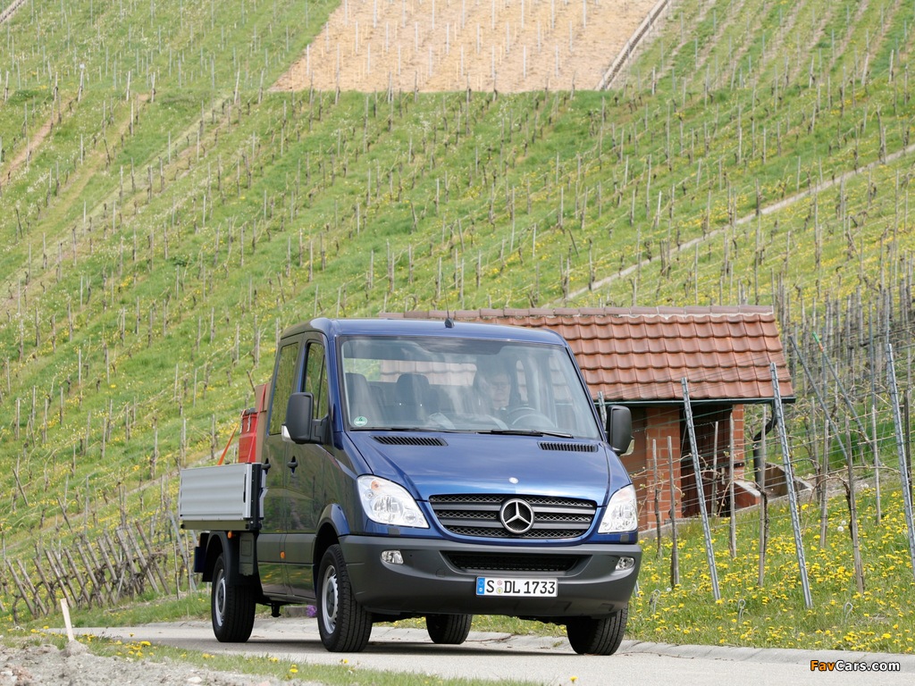 Mercedes-Benz Sprinter Double Cab Dropside (W906) 2006–13 images (1024 x 768)