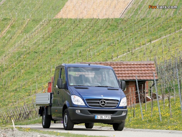 Mercedes-Benz Sprinter Double Cab Dropside (W906) 2006–13 images (640 x 480)