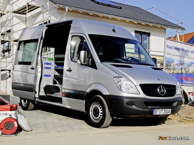 Mercedes-Benz Sprinter High Roof Van (W906) 2006–13 images (640 x 480)