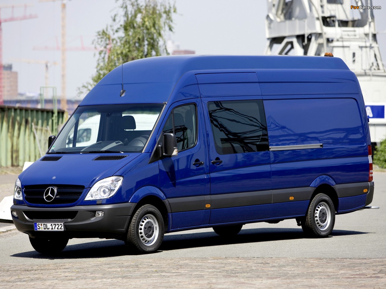 Mercedes-Benz Sprinter Van XL (W906) 2006–13 photos (1280 x 960)