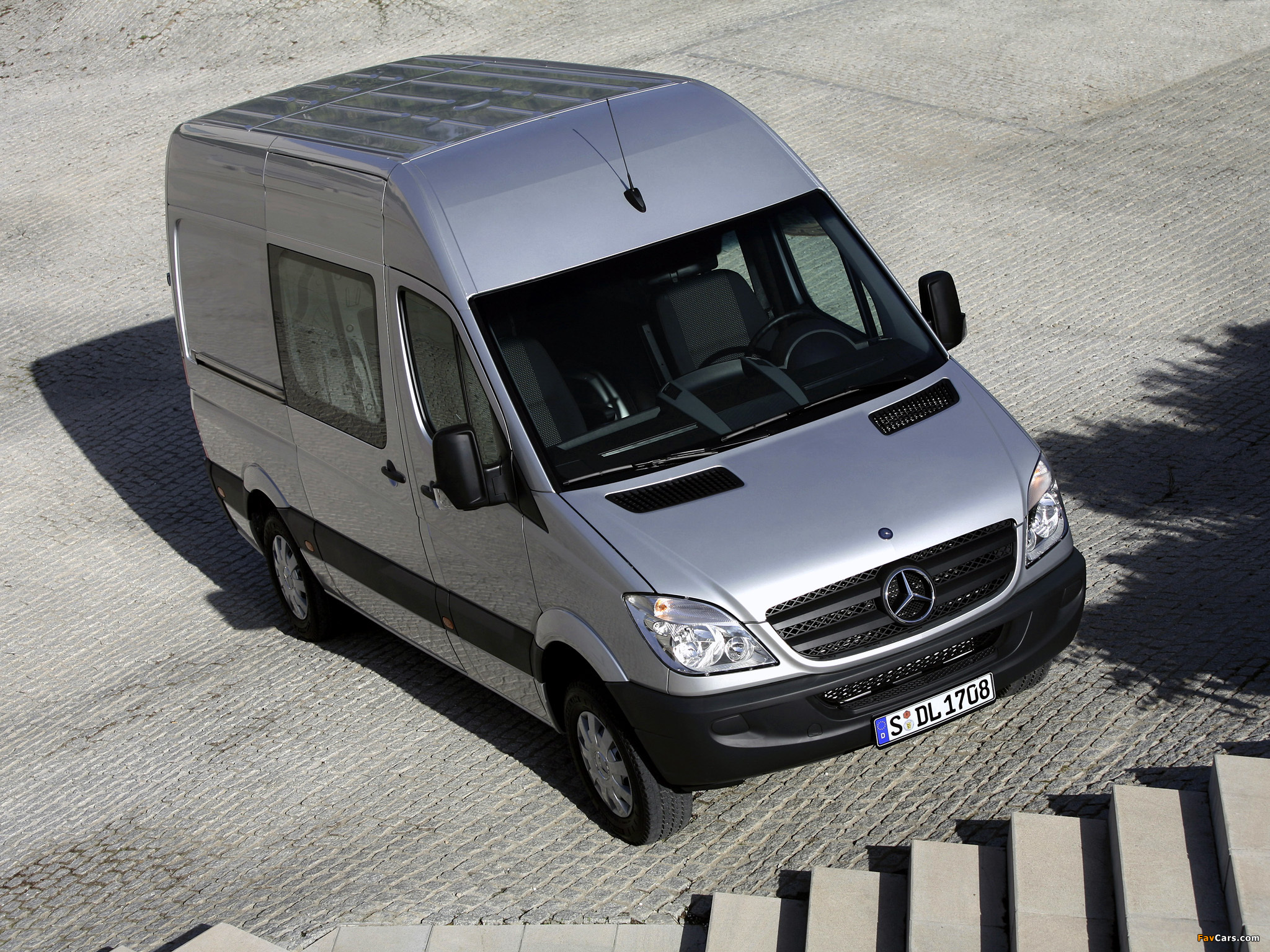 Mercedes-Benz Sprinter High Roof Van (W906) 2006–13 photos (2048 x 1536)
