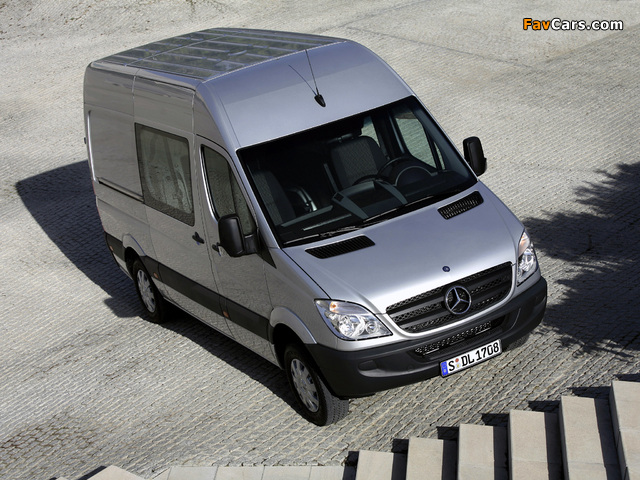 Mercedes-Benz Sprinter High Roof Van (W906) 2006–13 photos (640 x 480)