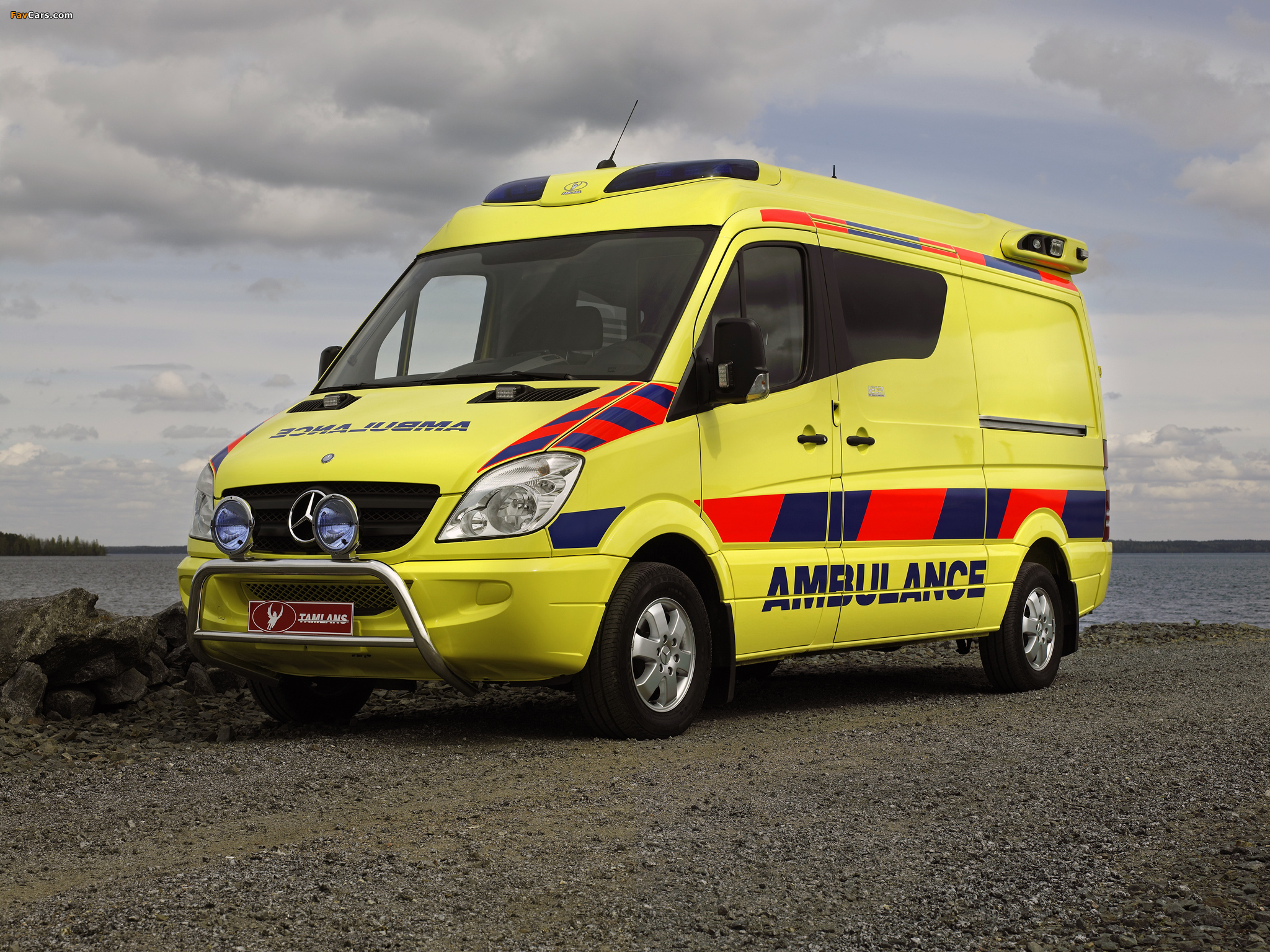 Tamlans Mercedes-Benz Sprinter Ambulance (W906) 2006 pictures (2048 x 1536)