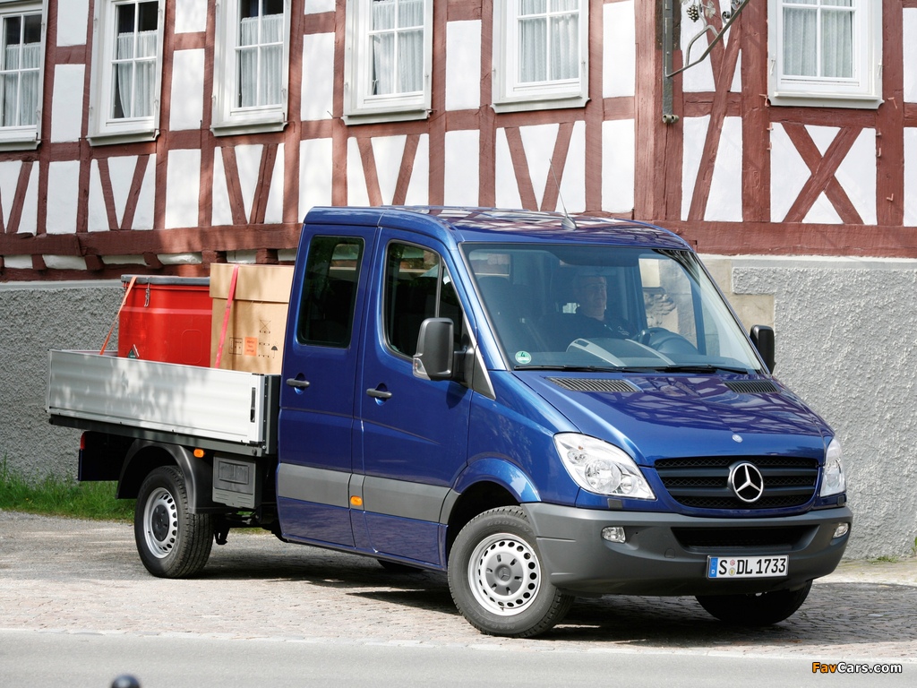Mercedes-Benz Sprinter Double Cab Dropside (W906) 2006–13 wallpapers (1024 x 768)