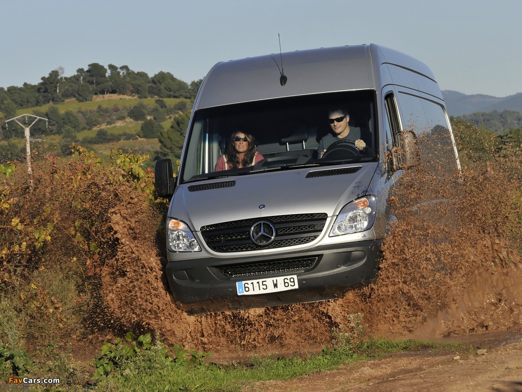 Mercedes-Benz Sprinter High Roof Van 4x4 (W906) 2009–13 wallpapers (1024 x 768)