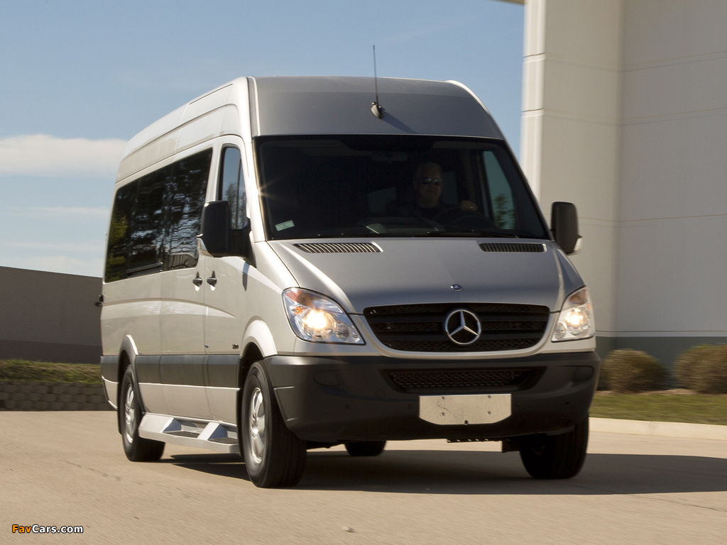 Ilderton Conversion Mercedes-Benz Sprinter Executive Coach (W906) images (1024 x 768)