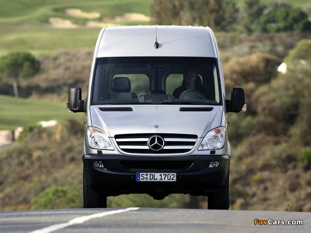 Photos of Mercedes-Benz Sprinter Transfer 35 (W906) 2006–13 (640 x 480)