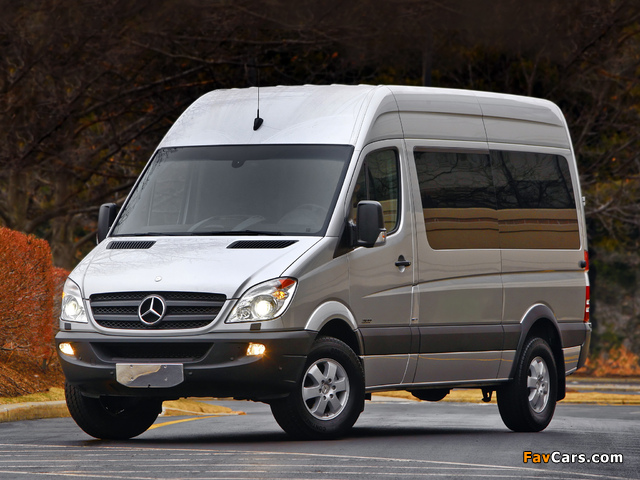 Photos of Mercedes-Benz Sprinter 2500 Passenger Van (W906) 2006–13 (640 x 480)