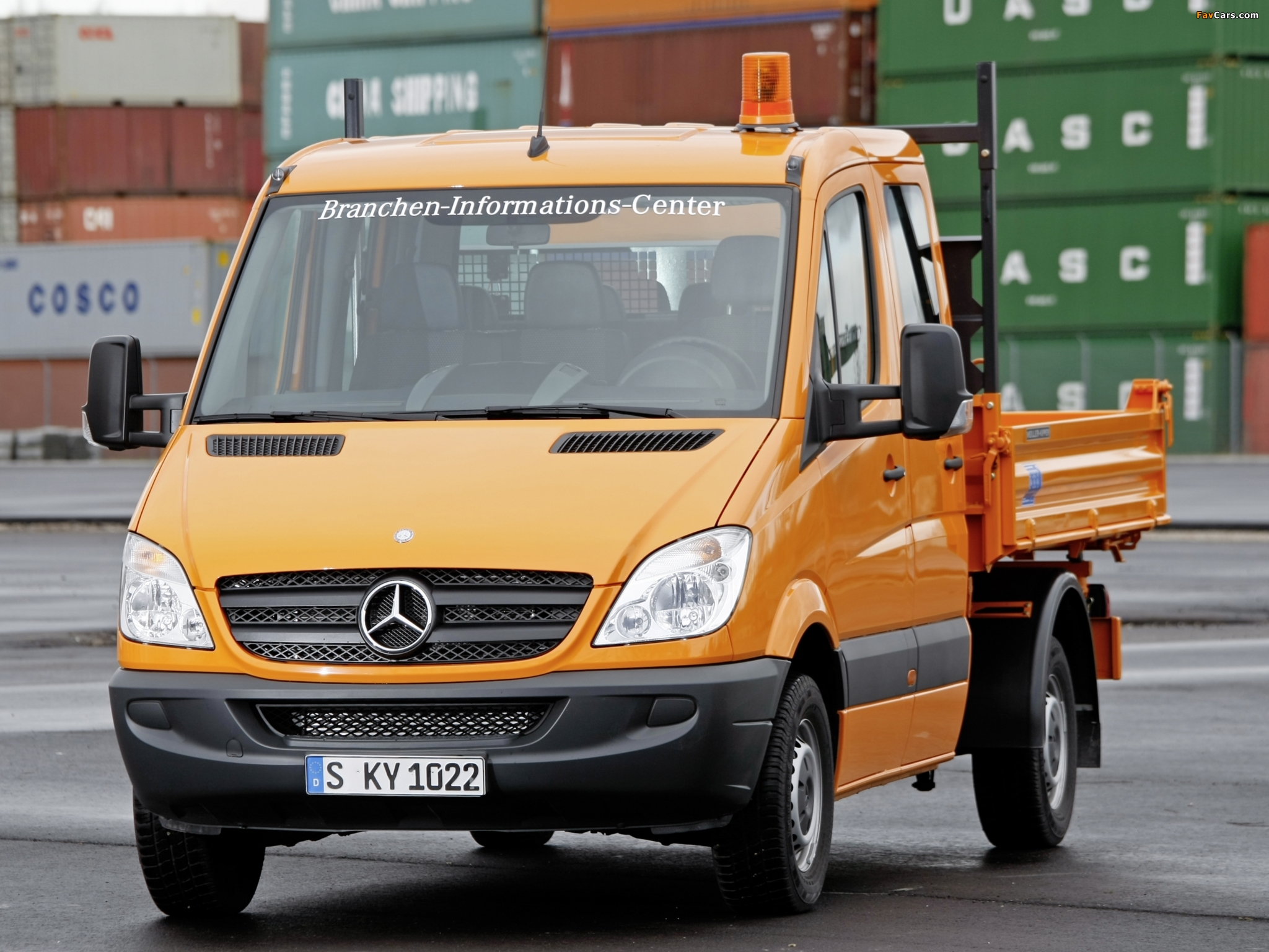 Pictures of Mercedes-Benz Sprinter Double Cab Dropside (W906) 2006–13 (2048 x 1536)