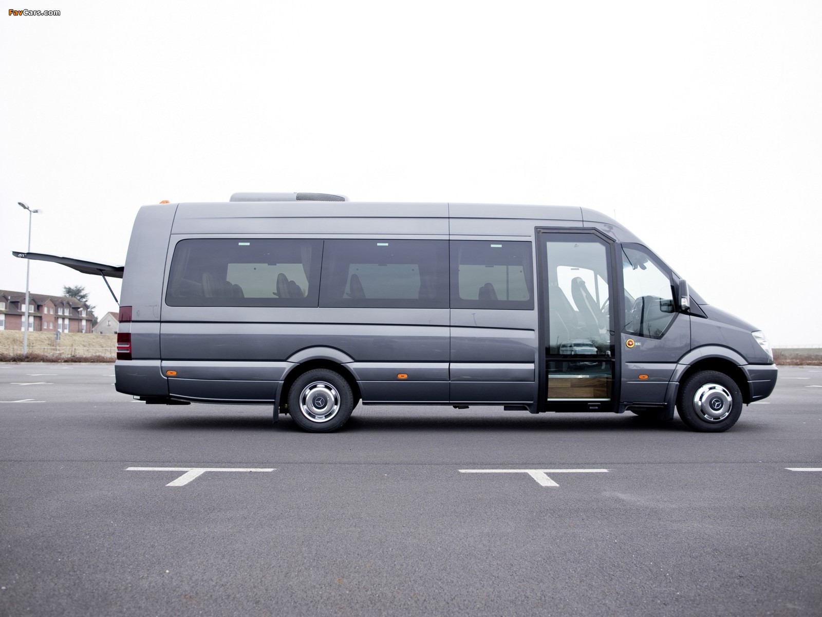 Pictures of Mercedes-Benz Sprinter Travel 55 (W906) 2006–13 (1600 x 1200)