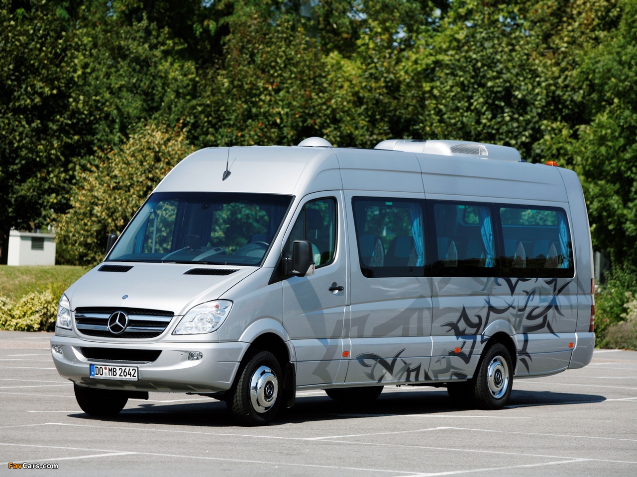 Pictures of Mercedes-Benz Sprinter Travel 55 (W906) 2006–13 (1280 x 960)