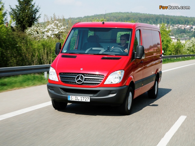 Pictures of Mercedes-Benz Sprinter Van (W906) 2006–13 (640 x 480)