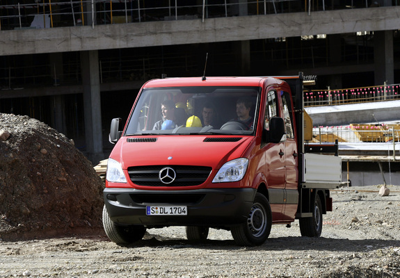 Pictures of Mercedes-Benz Sprinter Double Cab Dropside (W906) 2006–13