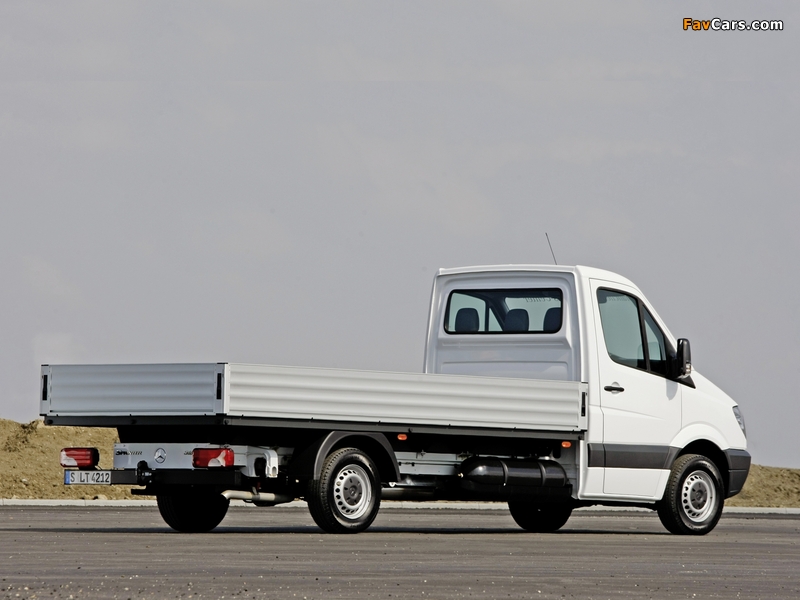 Pictures of Mercedes-Benz Sprinter Dropside (W906) 2006–13 (800 x 600)