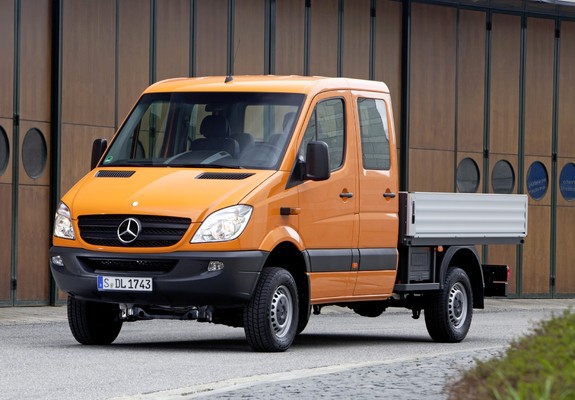 Pictures of Mercedes-Benz Sprinter Double Cab Dropside 4x4 (W906) 2009–13