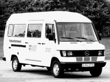 Images of Mercedes-Benz T1 208D 1989–95
