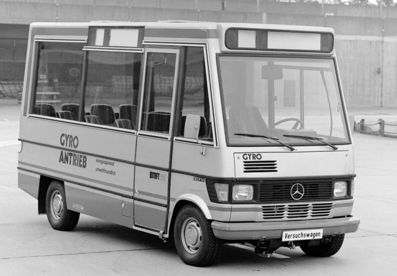 Mercedes-Benz T1 307D Bus Gyro Antrieb images
