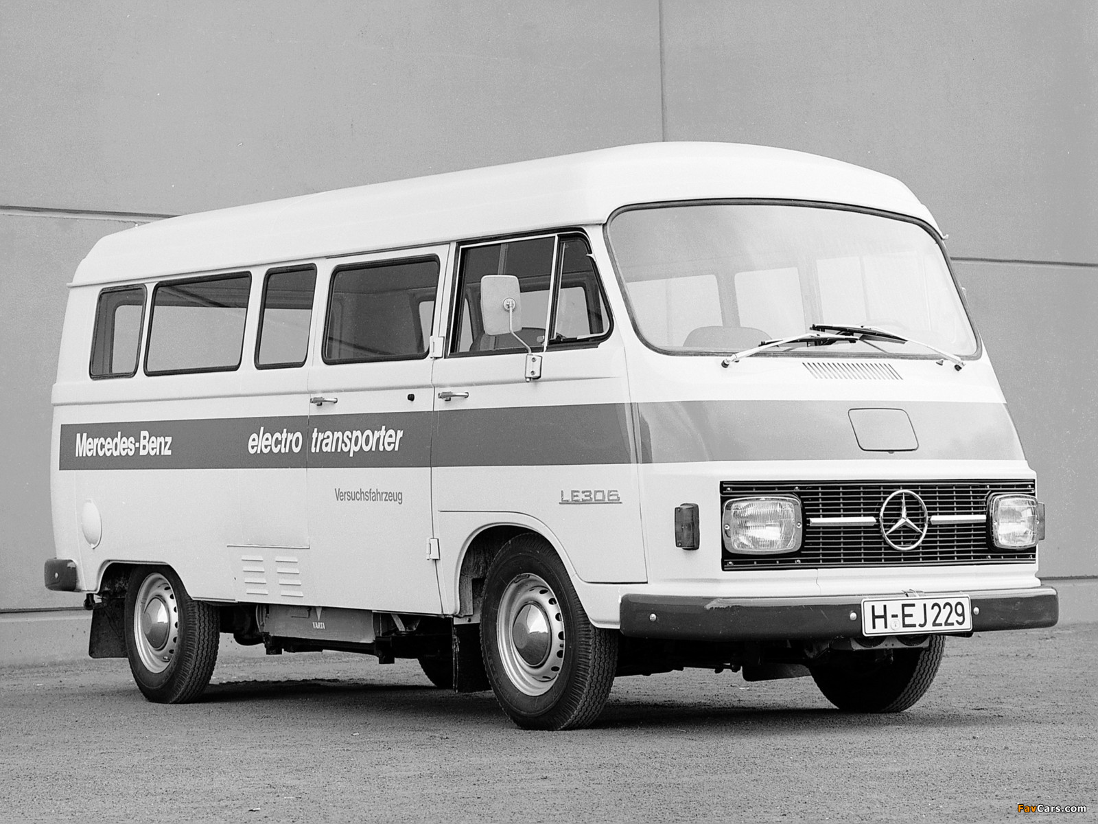 Mercedes-Benz LE306 Electro Transporter 1972 wallpapers (1600 x 1200)