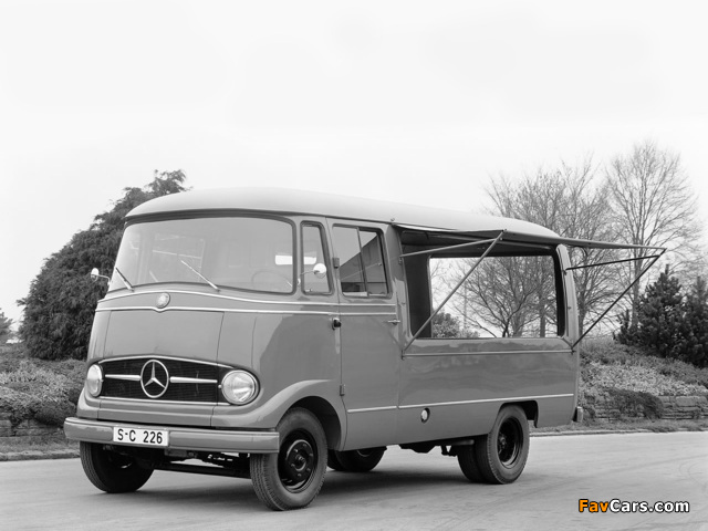 Photos of Mercedes-Benz Transporter Mobile-Shop (L319) 1957 (640 x 480)