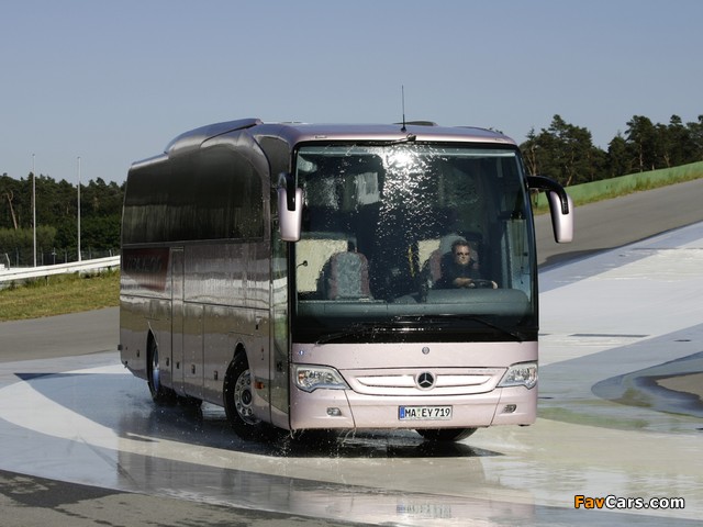 Images of Mercedes-Benz Travego (O580) 2006–08 (640 x 480)