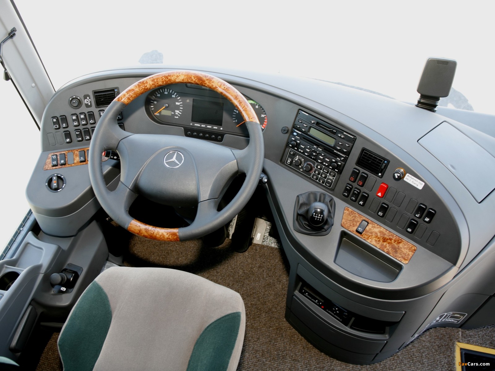 Mercedes-Benz Travego L (O580) 2006–08 images (1600 x 1200)
