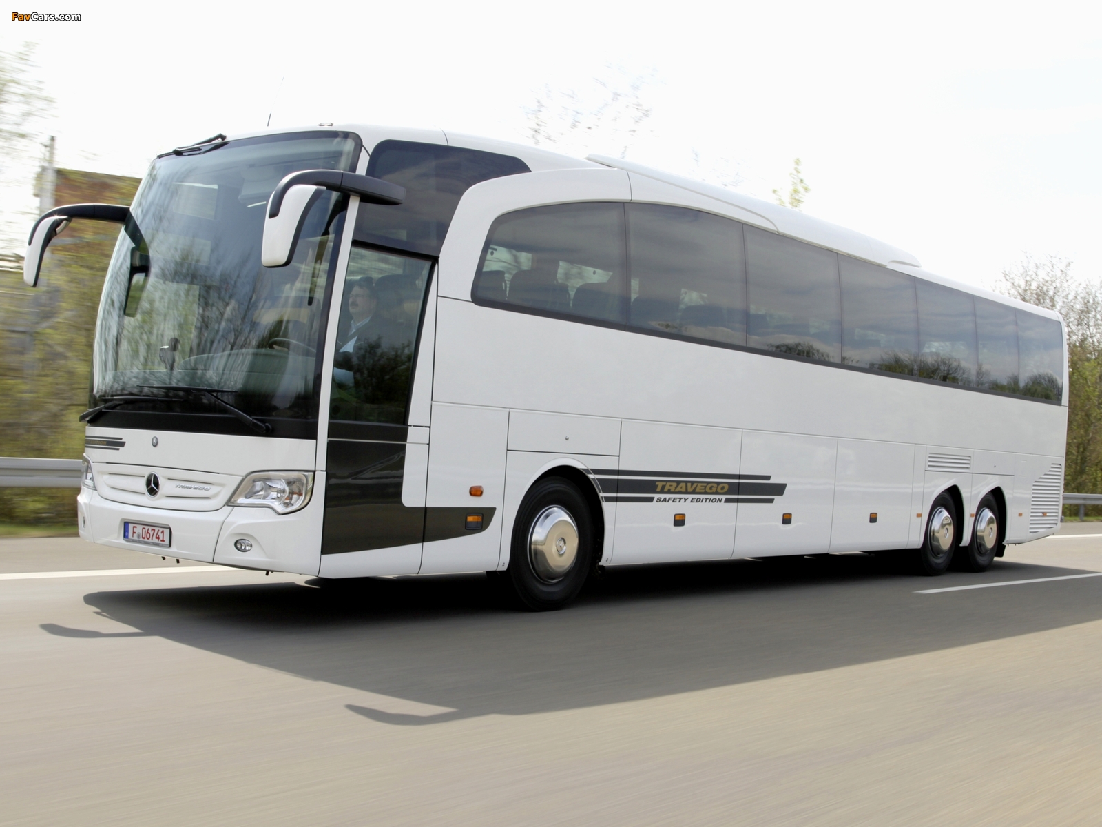 Mercedes-Benz Travego L (O580) 2008 pictures (1600 x 1200)