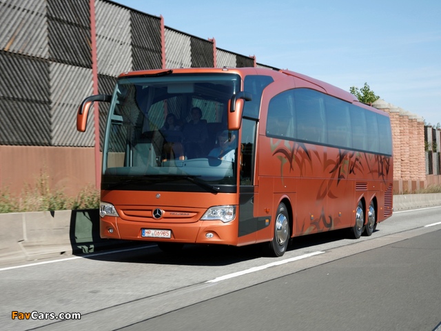 Mercedes-Benz Travego M (O580) 2009 pictures (640 x 480)
