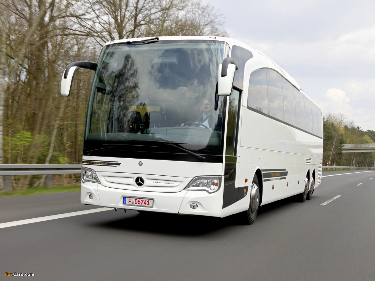 Photos of Mercedes-Benz Travego L (O580) 2008 (1280 x 960)