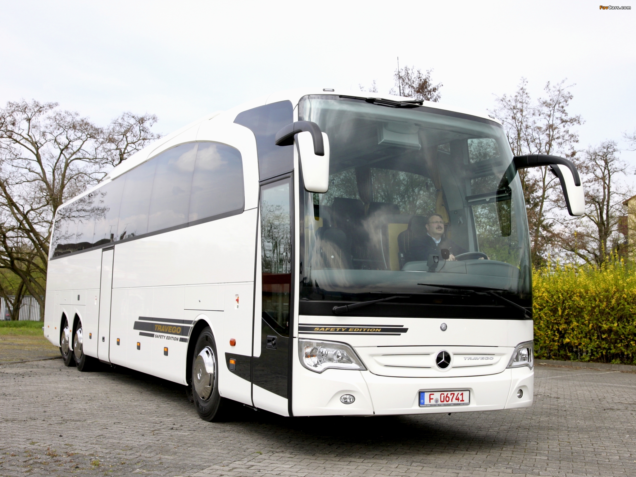 Pictures of Mercedes-Benz Travego L (O580) 2008 (2048 x 1536)