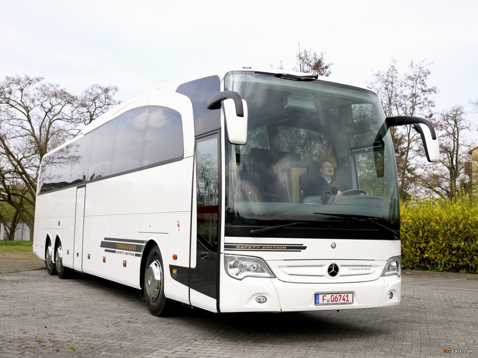 Pictures of Mercedes-Benz Travego L (O580) 2008 (1600 x 1200)
