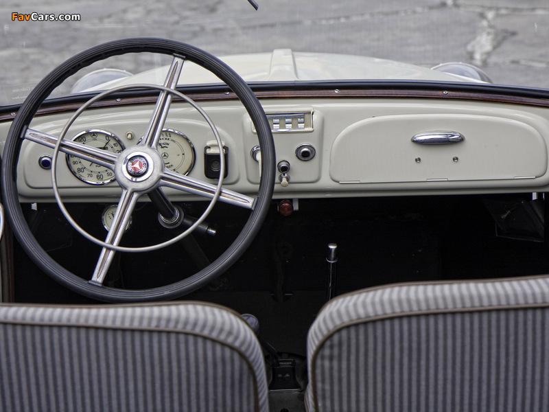 Images of Mercedes-Benz 130 H Cabriolet Saloon (W23) 1934–36 (800 x 600)