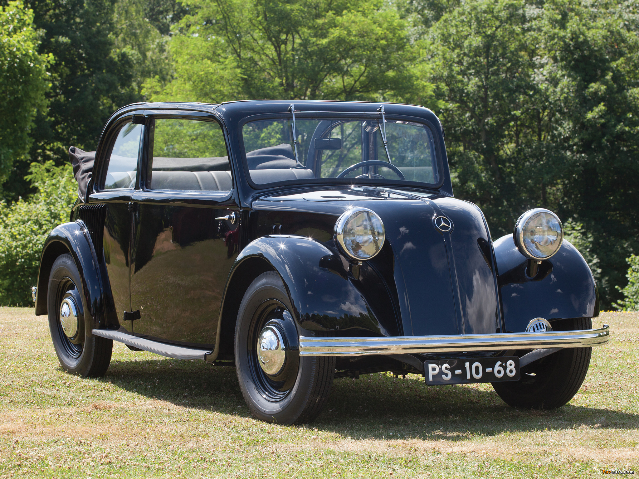 Images of Mercedes-Benz 130 H Cabriolet Saloon (W23) 1934–36 (2048 x 1536)