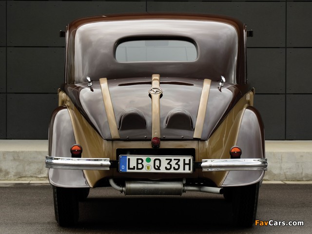 Mercedes-Benz 130 Limousine (W23) 1934–36 pictures (640 x 480)
