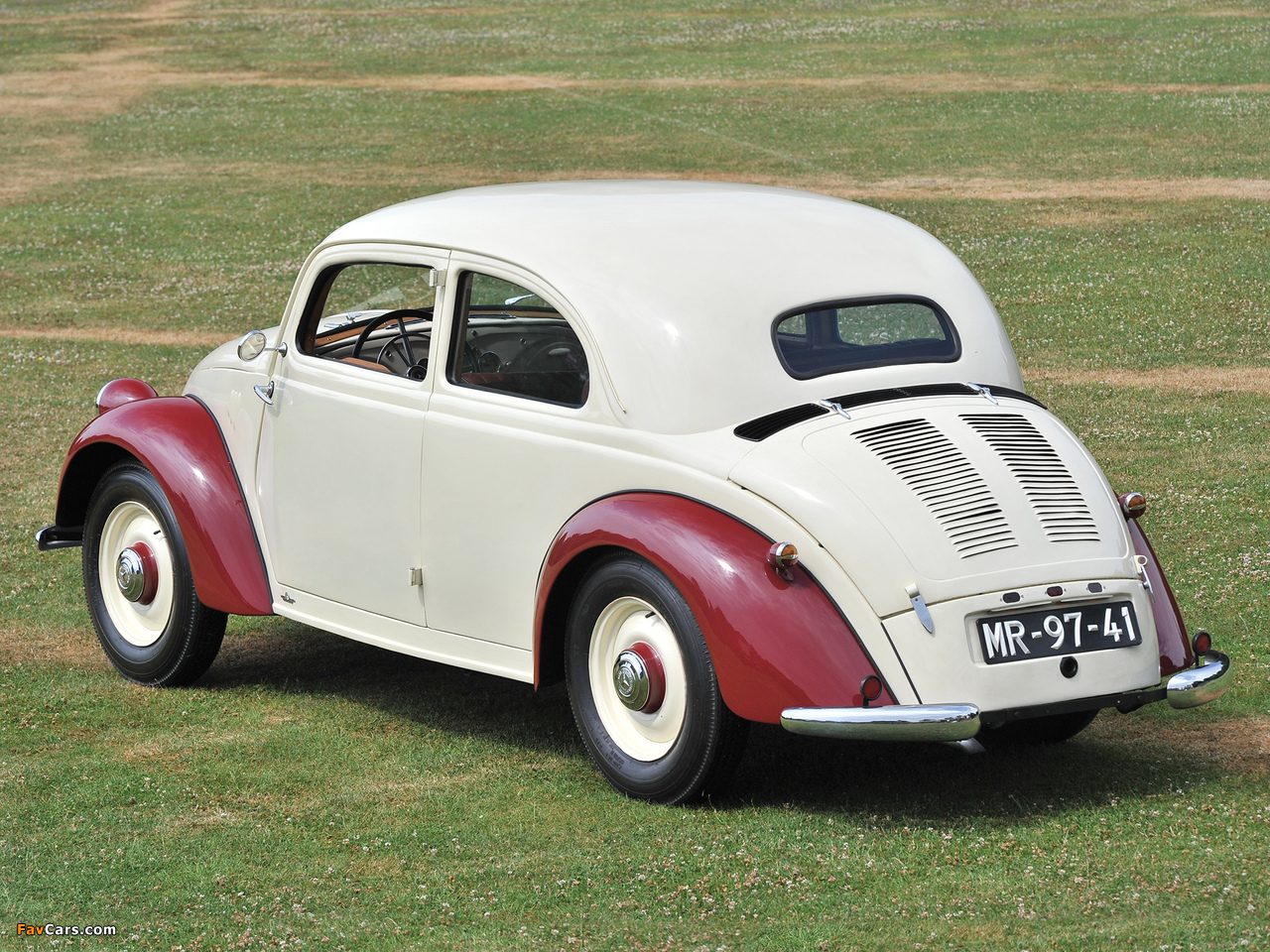 Pictures of Mercedes-Benz 170 H Limousine (W28) 1936–39 (1280 x 960)