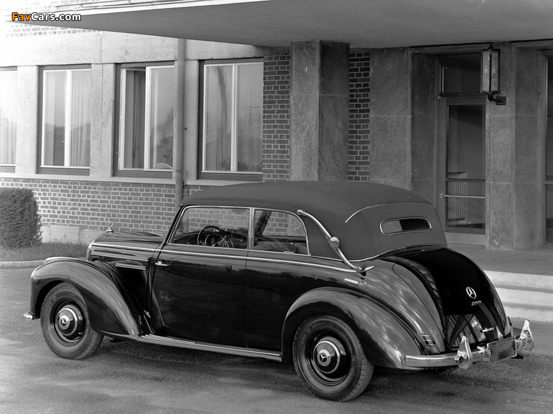 Images of Mercedes-Benz 220 Cabriolet B (W187) 1951–55 (800 x 600)