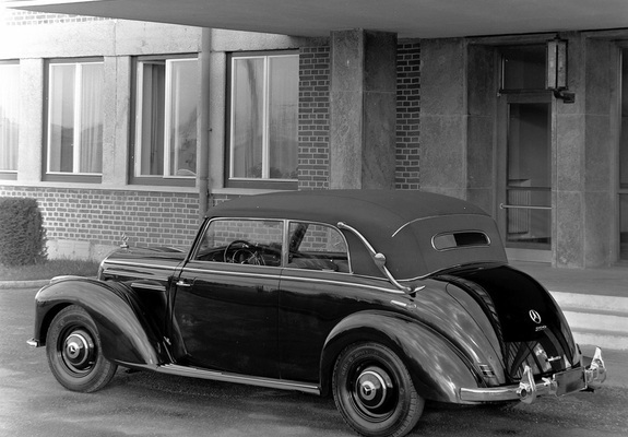 Images of Mercedes-Benz 220 Cabriolet B (W187) 1951–55