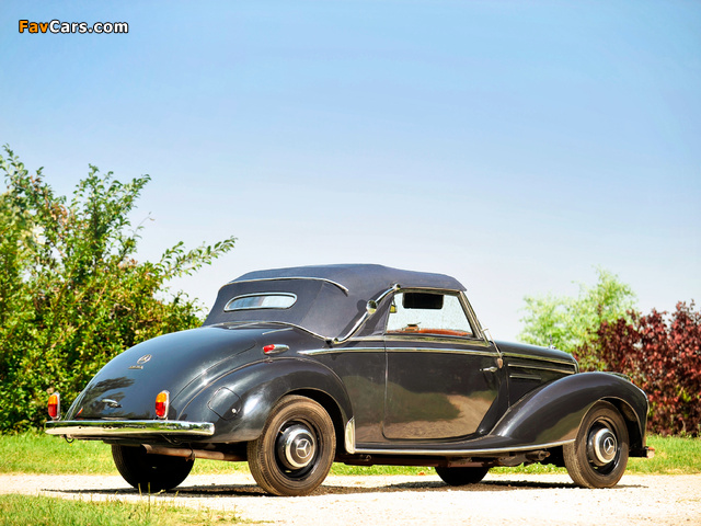 Images of Mercedes-Benz 220 Cabriolet A (W187) 1951–55 (640 x 480)