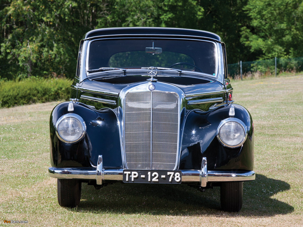 Mercedes-Benz 220 Coupe (W187) 1954–55 images (1280 x 960)