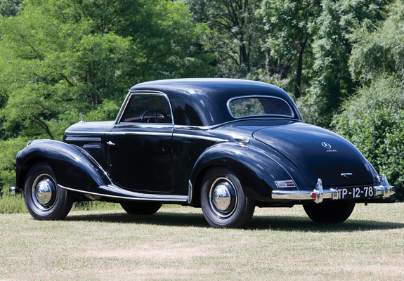 Pictures of Mercedes-Benz 220 Coupe (W187) 1954–55