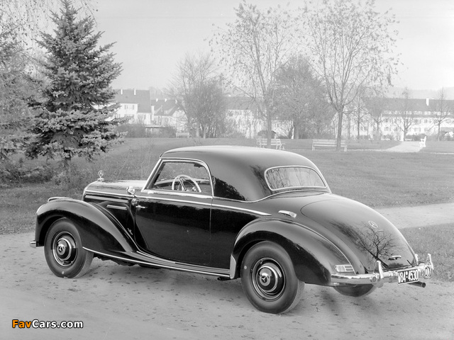 Pictures of Mercedes-Benz 220 Coupe (W187) 1954–55 (640 x 480)