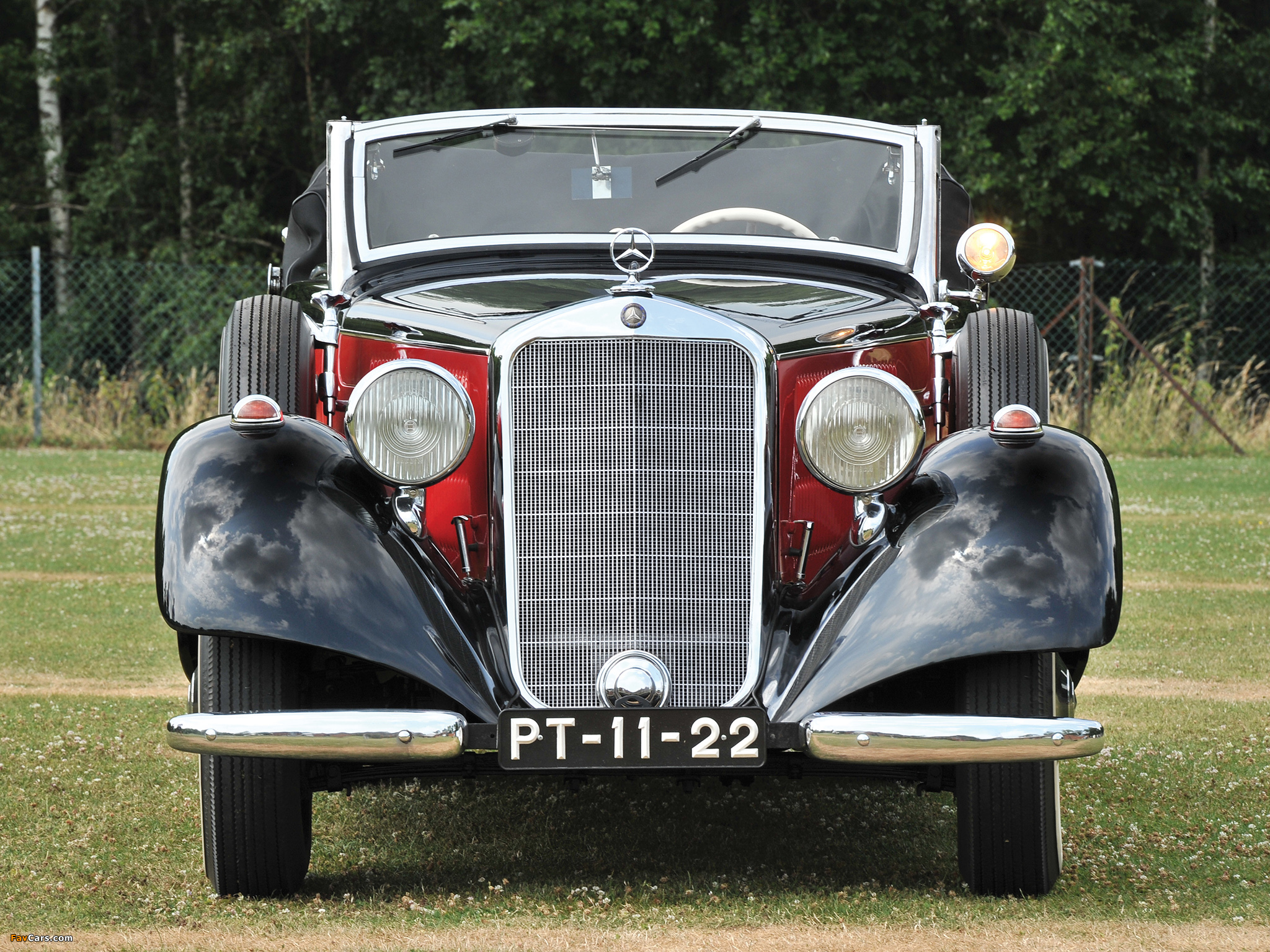 Images of Mercedes-Benz 230 N Cabriolet A (W143) 1937 (2048 x 1536)