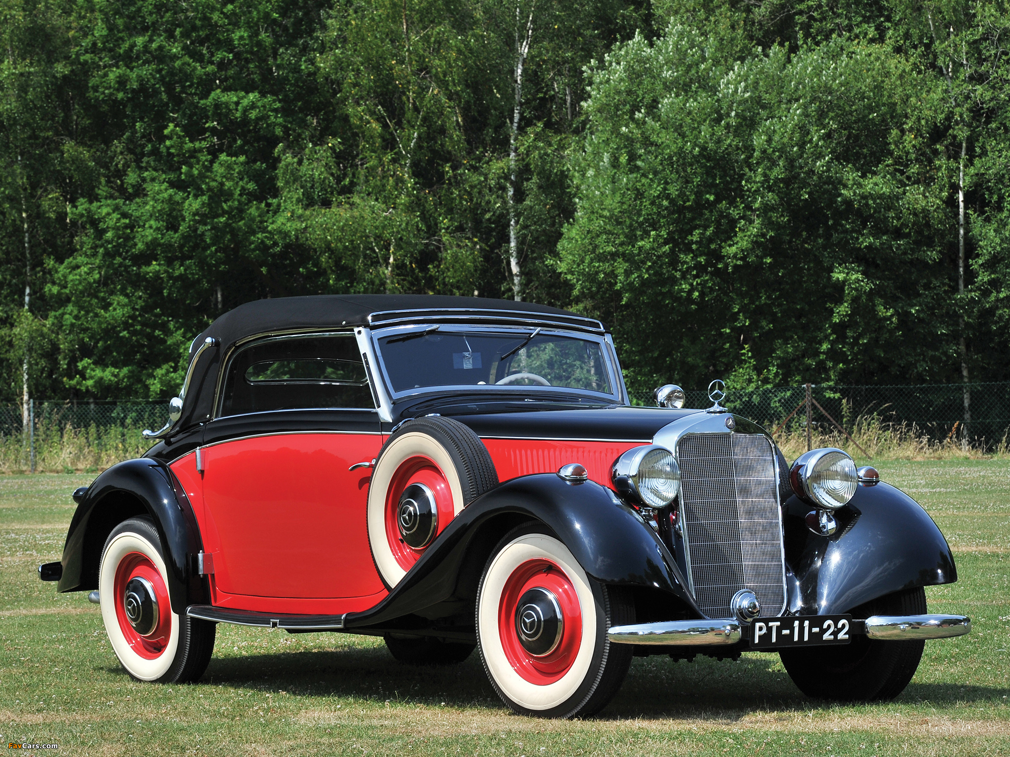 Images of Mercedes-Benz 230 N Cabriolet A (W143) 1937 (2048 x 1536)