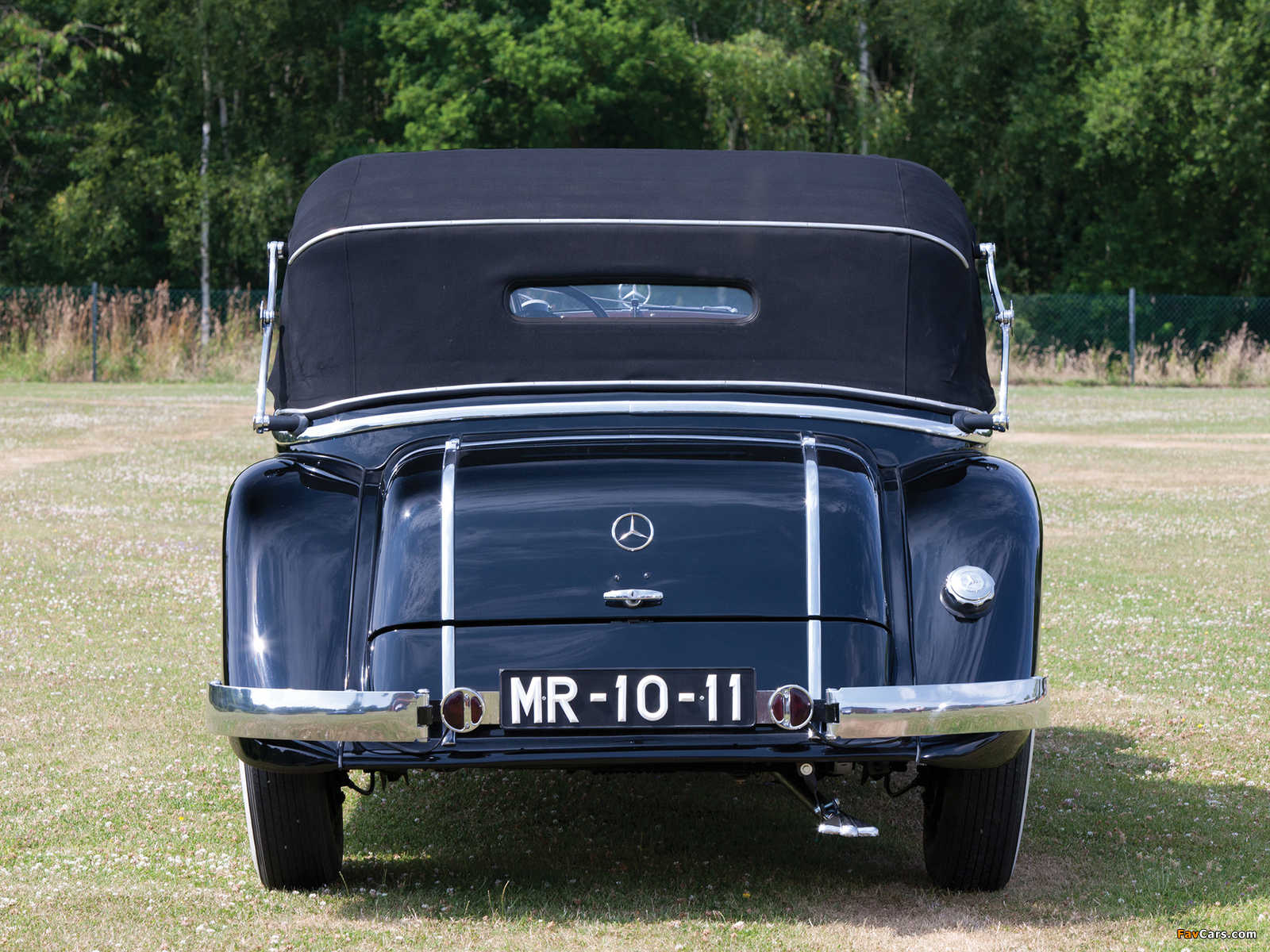 Pictures of Mercedes-Benz 290 Cabriolet B (W18) 1933–37 (1600 x 1200)