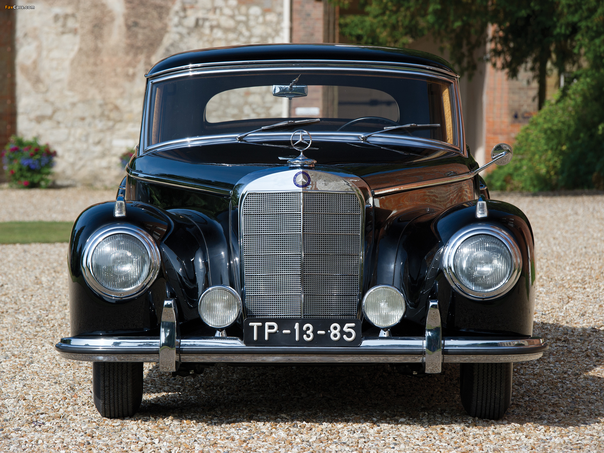 Images of Mercedes-Benz 300S (W188) 1952–55 (2048 x 1536)