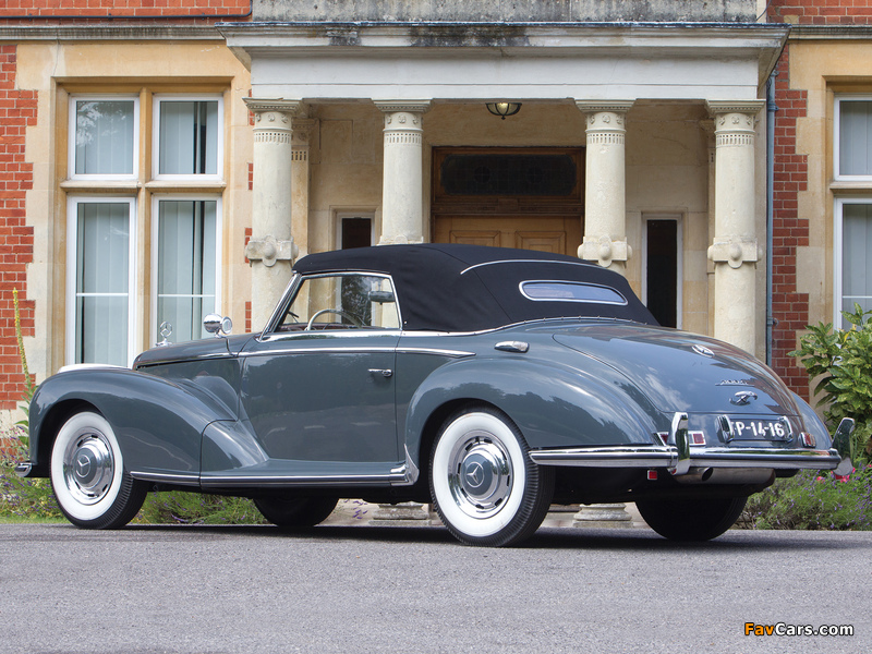Images of Mercedes-Benz 300S Roadster (W188) 1952–55 (800 x 600)