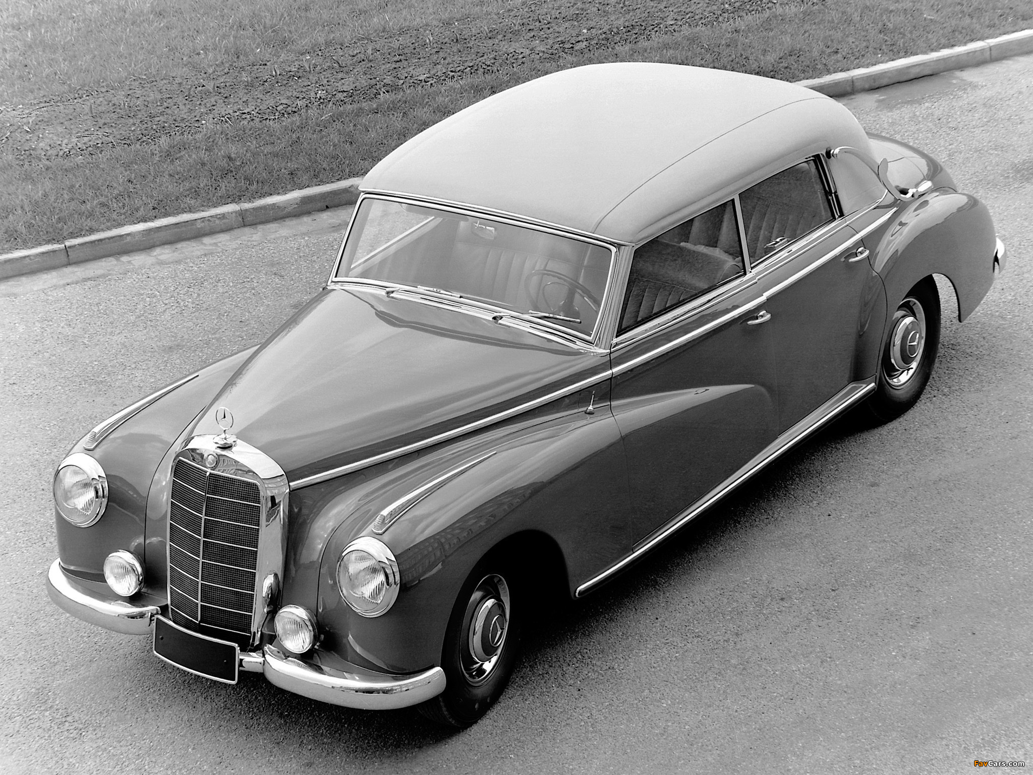 Mercedes-Benz 300 Cabriolet D (W186) 1951–57 photos (2048 x 1536)
