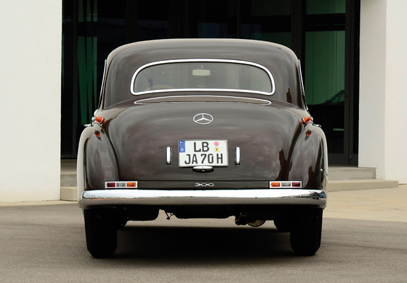 Mercedes-Benz 300 Limousine (W186) 1951–57 photos