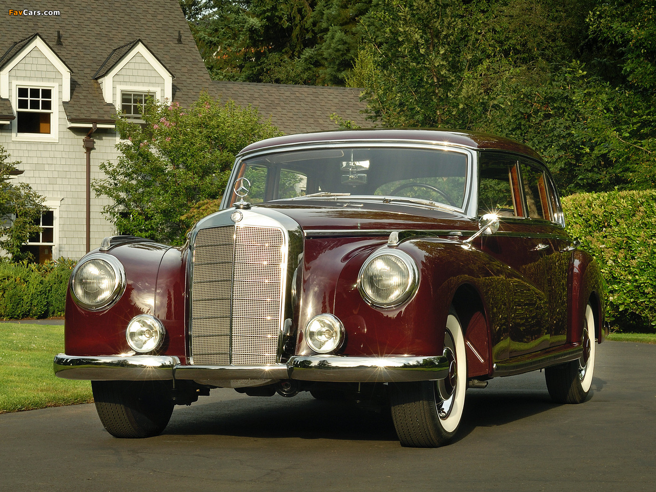 Photos of Mercedes-Benz 300 Limousine (W186) 1951–57 (1280 x 960)